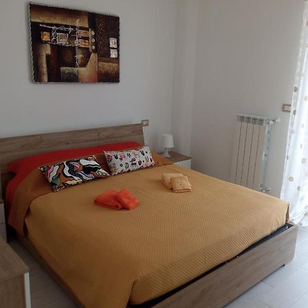 Carone Home Mola di Bari Exteriör bild